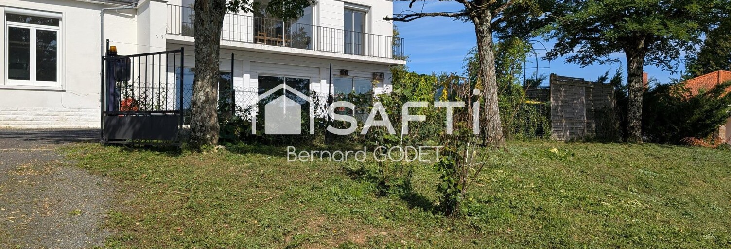 Maison 9 Pièces 205 m² à vendre à Genouillé (86250)