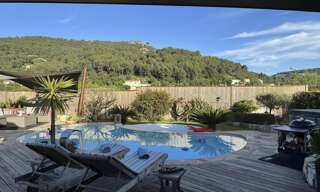 Maison 6 Pièces 110 m² à vendre à Saint-Cyr-sur-Mer (83270)