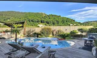 Maison 6 Pièces 110 m² à vendre à Saint-Cyr-sur-Mer (83270)