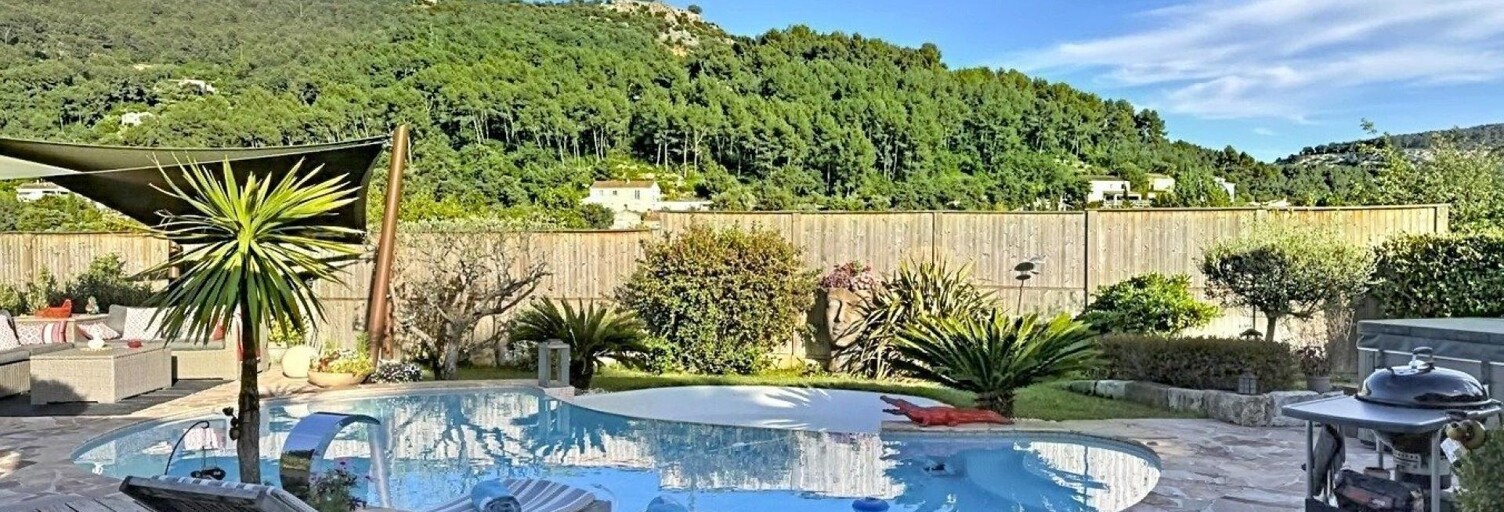 Maison 6 Pièces 110 m² à vendre à Saint-Cyr-sur-Mer (83270)