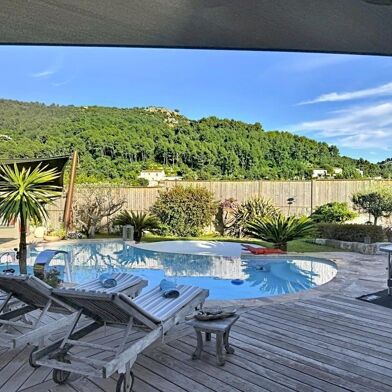 Maison 6 pièces 589900 €