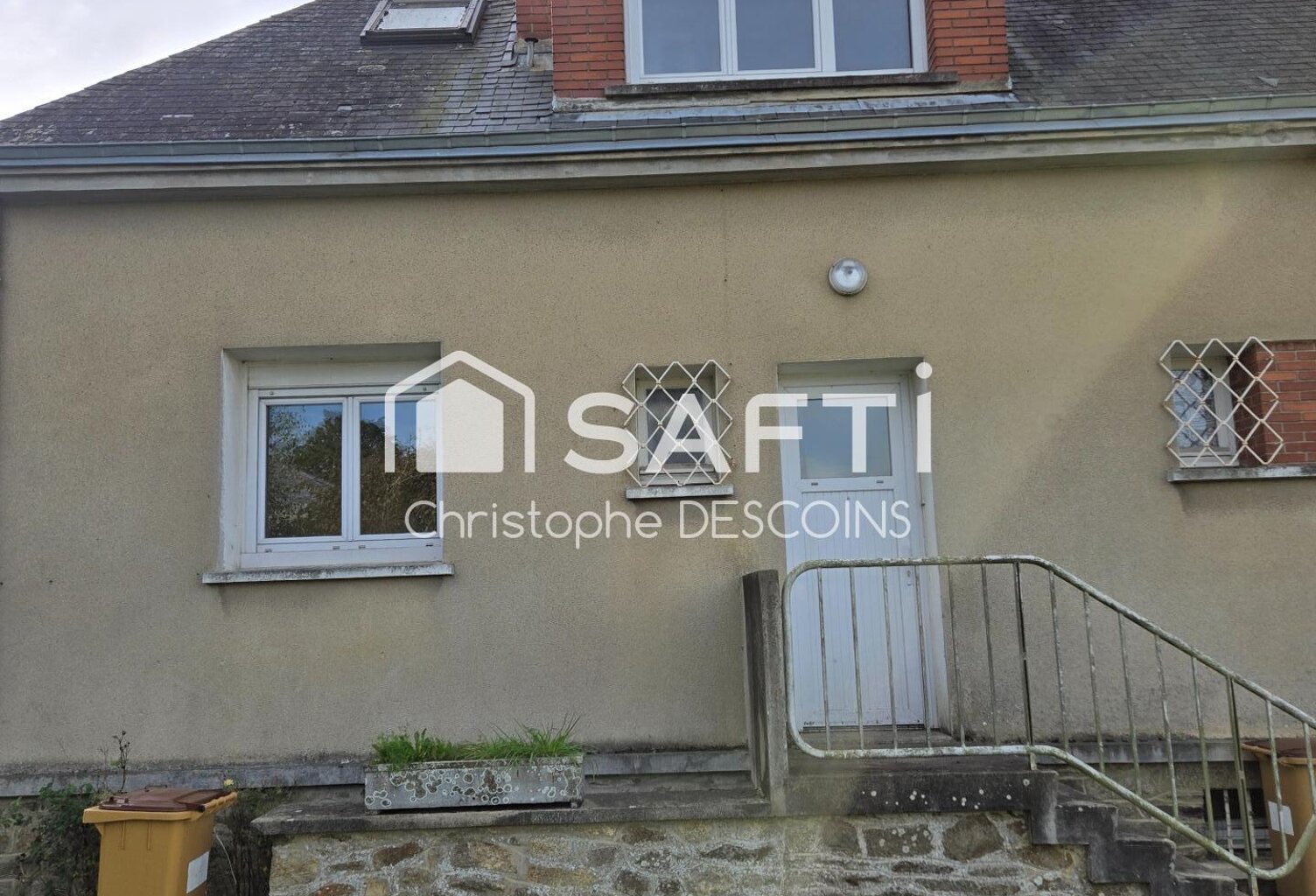Maison mitoyenne 83 m² avec jardin  Mayenne — photo 1