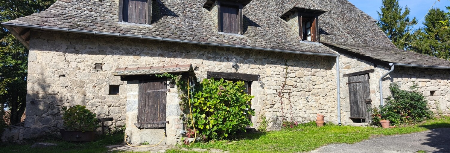 Maison 8 Pièces 120 m² à vendre à Puycapel (15340)