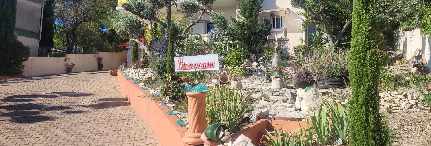 Maison 7 Pièces 140 m² à vendre à Nîmes (30000)