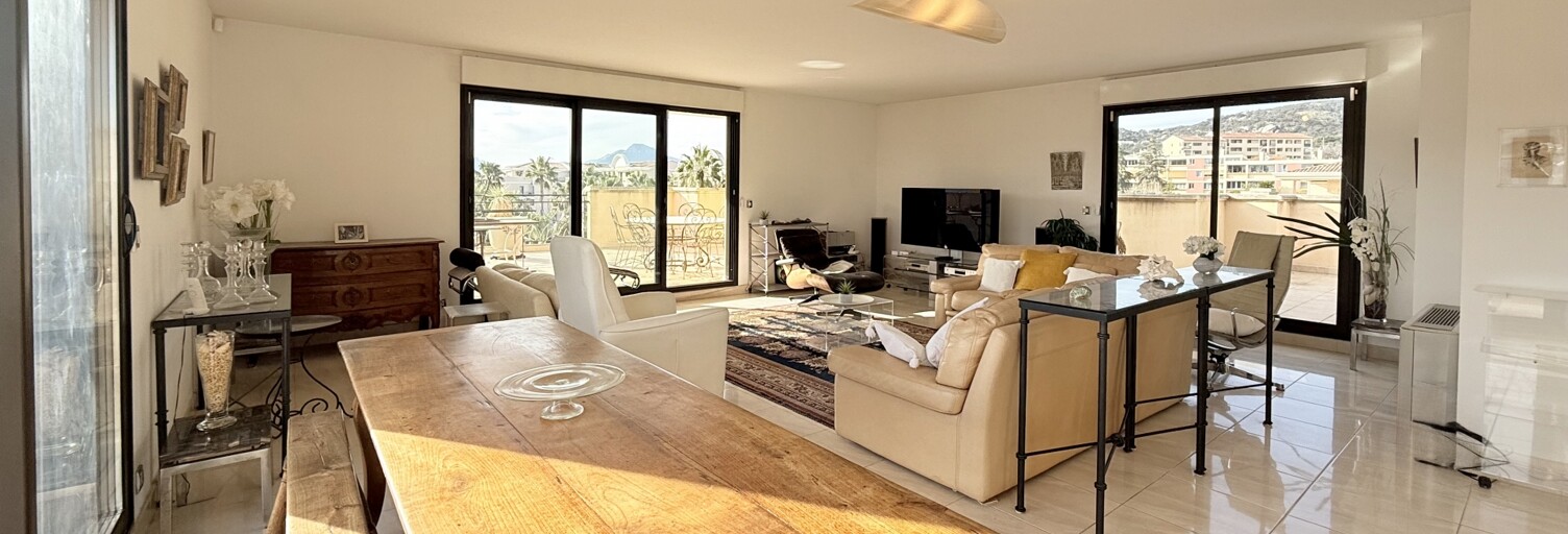 Appartement 5 Pièces 138 m² à vendre à Hyères (83400)