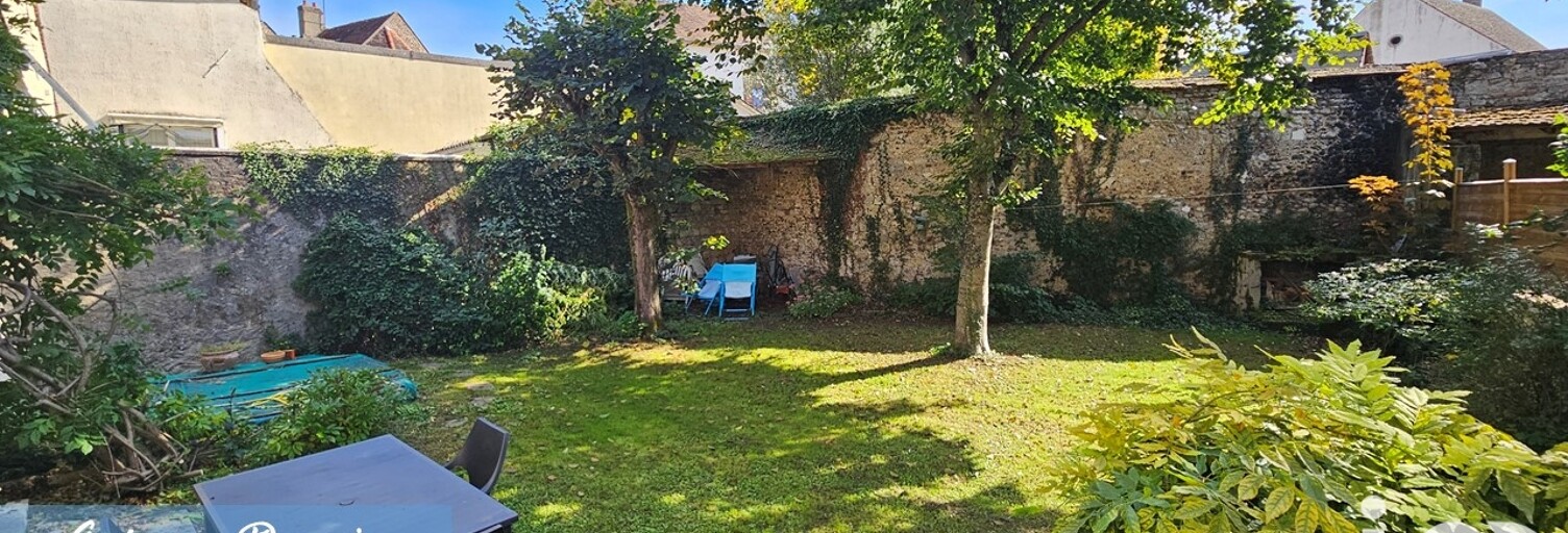 Maison 5 Pièces 130 m² à vendre à Ferrières-en-Gâtinais (45210)