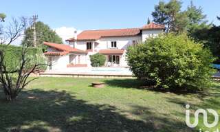 Maison 6 Pièces 242 m² à vendre à Orléat (63190)