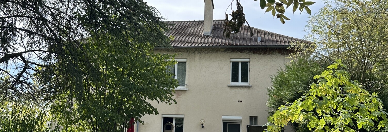 Maison 8 Pièces 186 m² à vendre à Loué (72540)