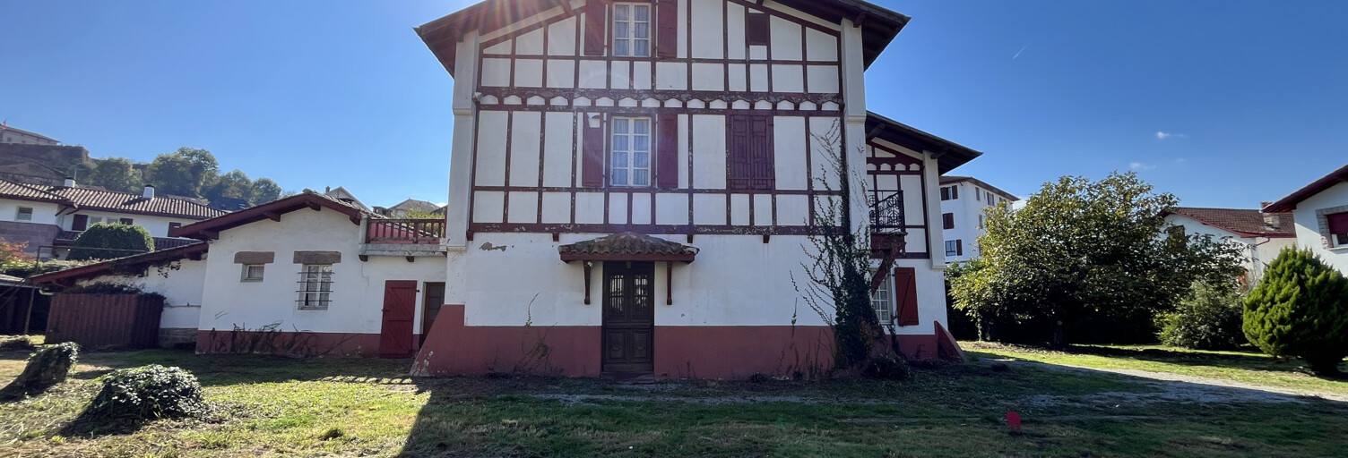 Maison 13 Pièces 264 m² à vendre à Saint-Jean-Pied-de-Port (64220)