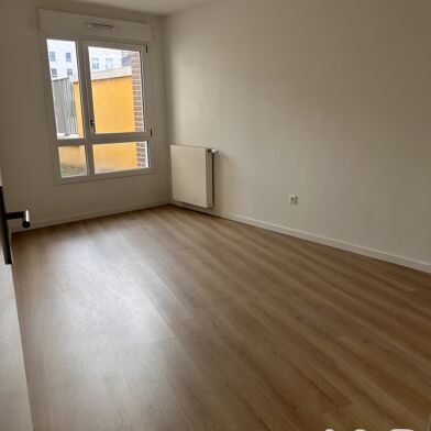 Appartement 3 pièces 240000 €