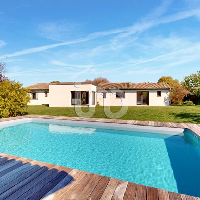 Maison 7 pièces 580000 €