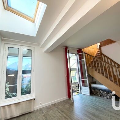 Maison 6 pièces 549000 €