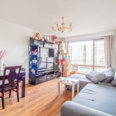 Appartement 4 pièces 210000 €