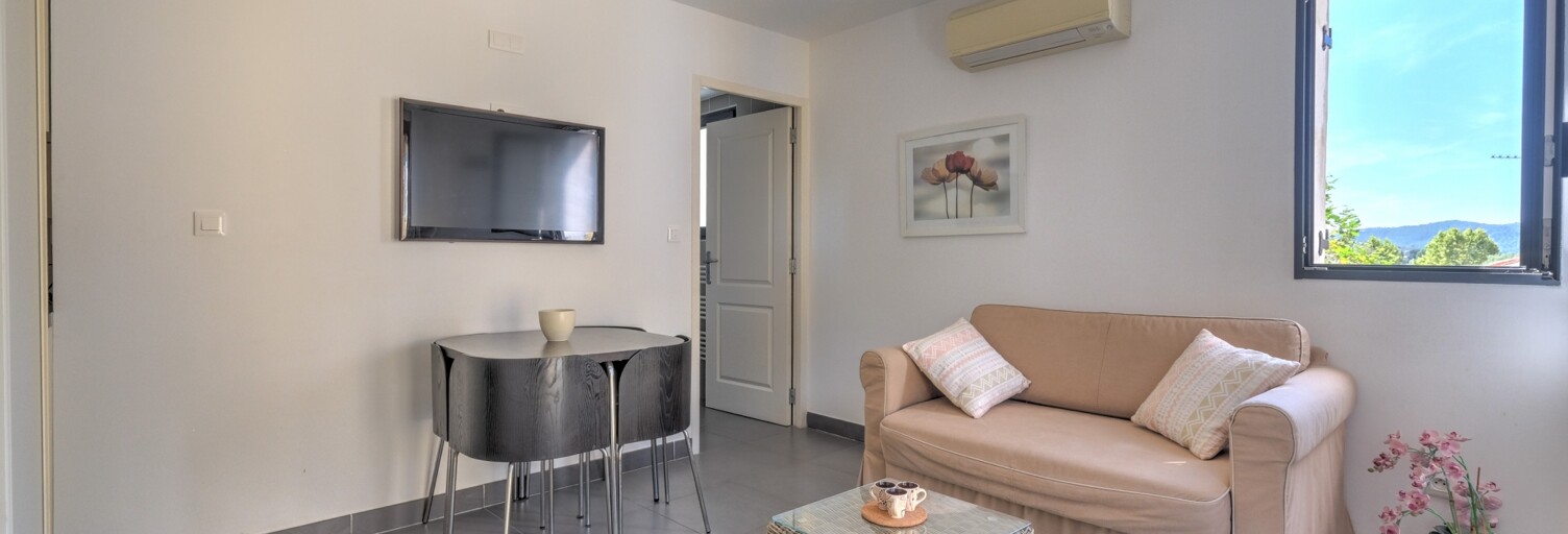 Appartement 2 Pièces 27 m² à vendre à Les Adrets-de-l'Estérel (83600)