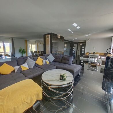 Maison 7 pièces 549000 €