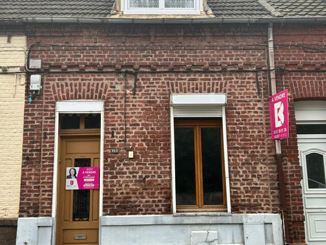 Maison de ville à HENIN BEAUMONT — photo du bien