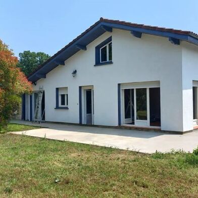 Maison 5 pièces 307110 €