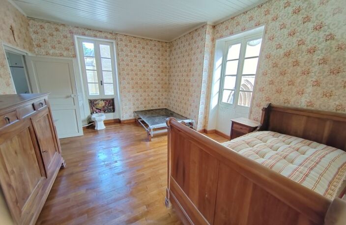Maison en pierre de 6 pièces principales — photo 4