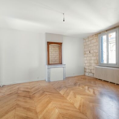 Appartement 4 pièces 397640 €