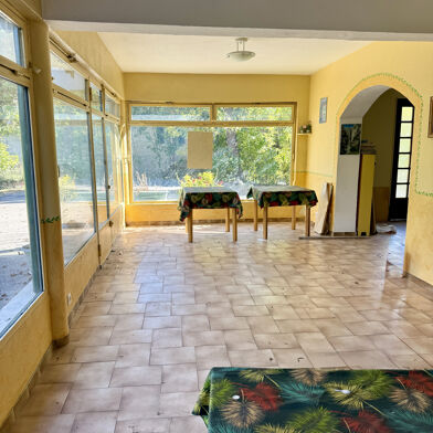 Appartement 3 pièces 157500 €