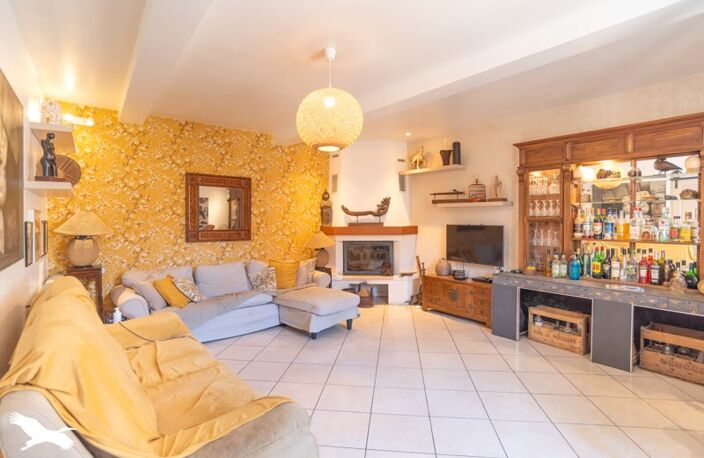 Maison en pierre de 10 pièces principales — photo 3