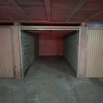 Garage  130 €