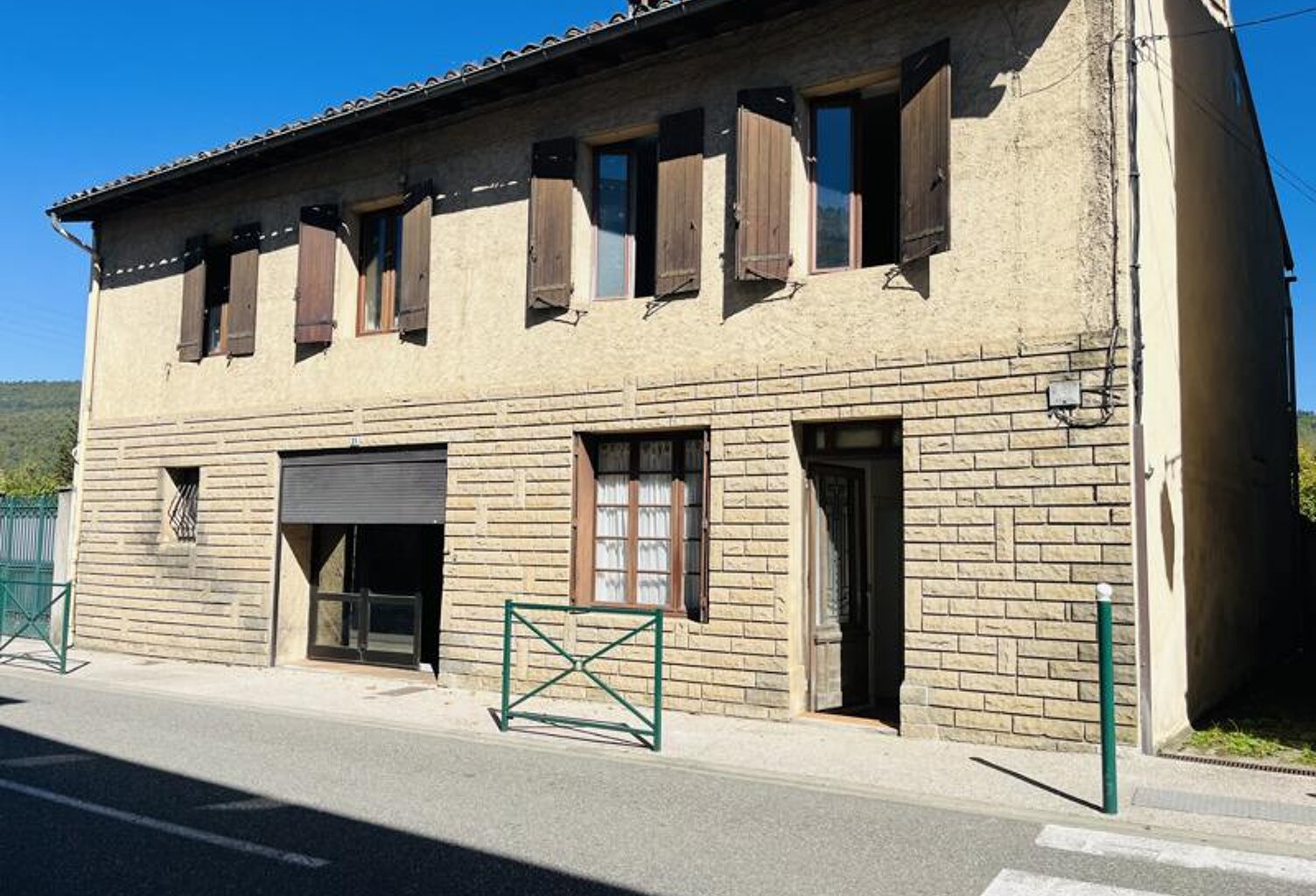 Maison de ville de 6 pièces principales — photo 1