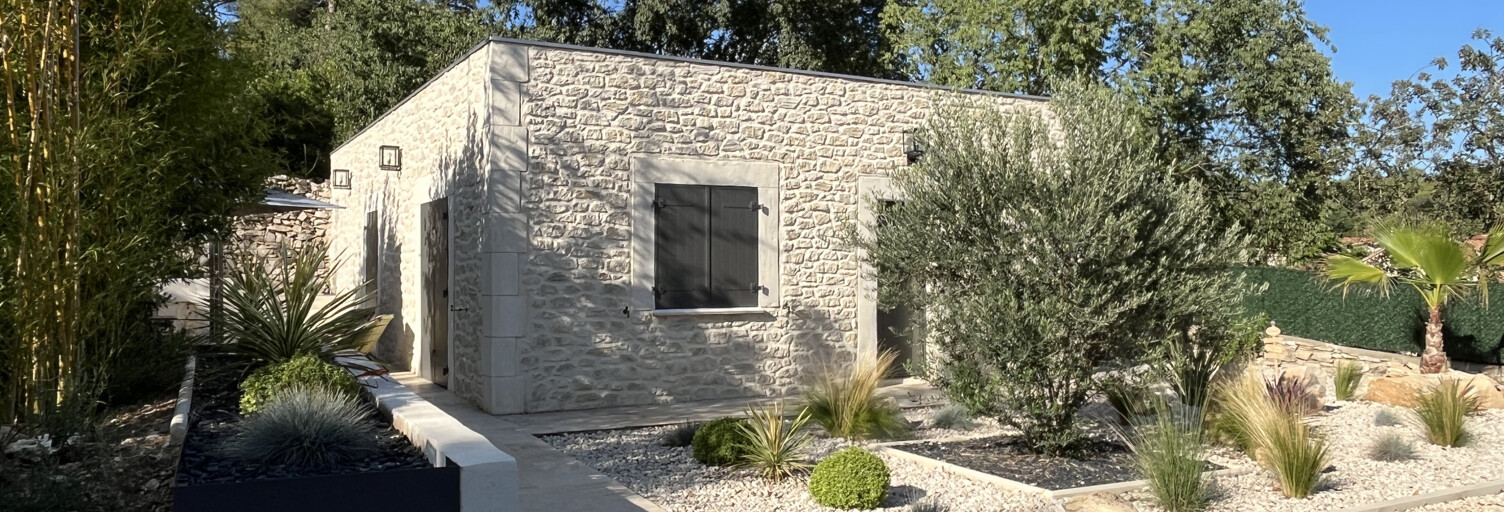 Maison 8 Pièces 440 m² à vendre à Nîmes (30000)