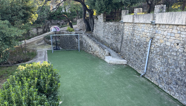 Villa / Maison 8 pièces  à vendre Nîmes 30000