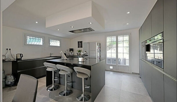 Villa / Maison 8 pièces  à vendre Nîmes 30000