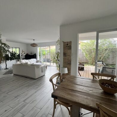 Maison 5 pièces 549990 €