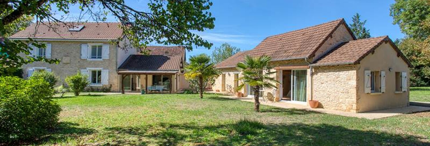 Maison 7 Pièces 218 m² à vendre à Montignac-Lascaux (24290)