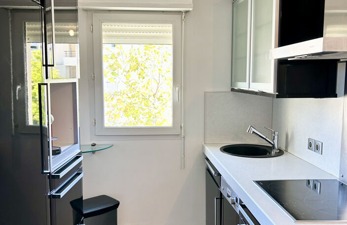 T2 Sainte Marguerite  terrasse et garage 13009 Marseille — photo 2