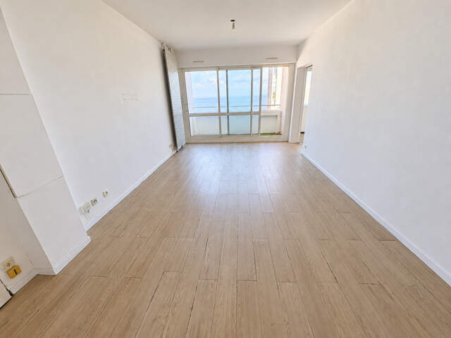 APPARTEMENT DE TYPE 3 / VUE ETANG — photo du bien