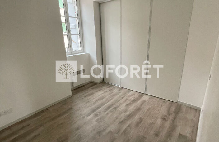 LOCATION d'un appartement 3 pièces (59 m²) à TARBES — photo 3