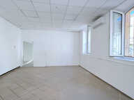 A LOUER LOCAL PROFESSIONNEL OU COMMERCIAL - SECTEUR BORDEAUX CHARTRONS — photo 4