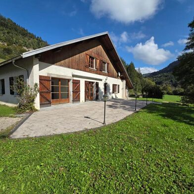 Maison 9 pièces 329000 €