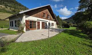 Maison 9 Pièces 205 m² à vendre à Maîche (25120)