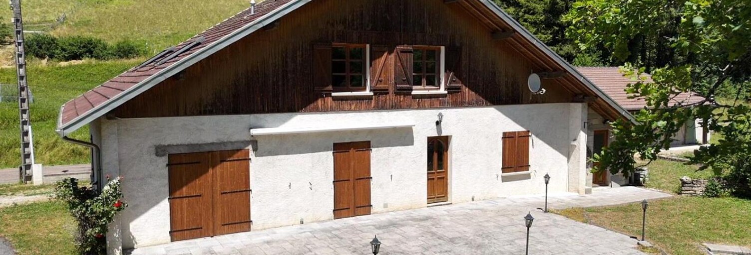 Maison 9 Pièces 205 m² à vendre à Maîche (25120)
