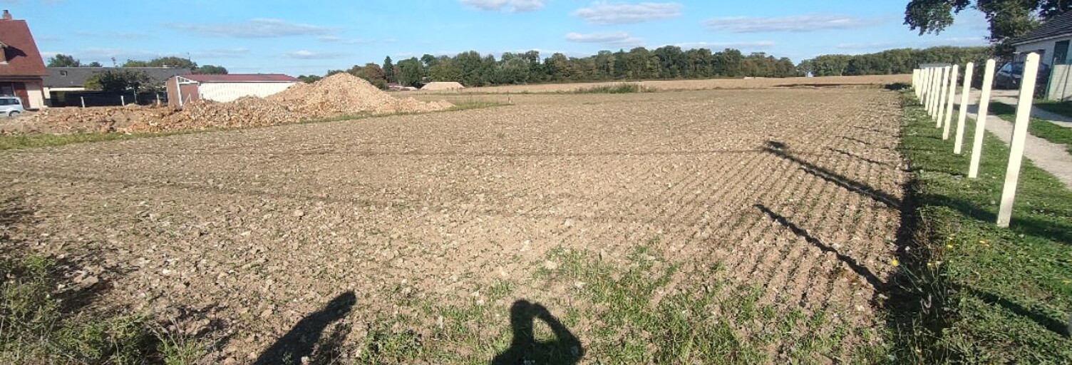 Terrain  1088 m² à vendre à Étrépagny (27150)