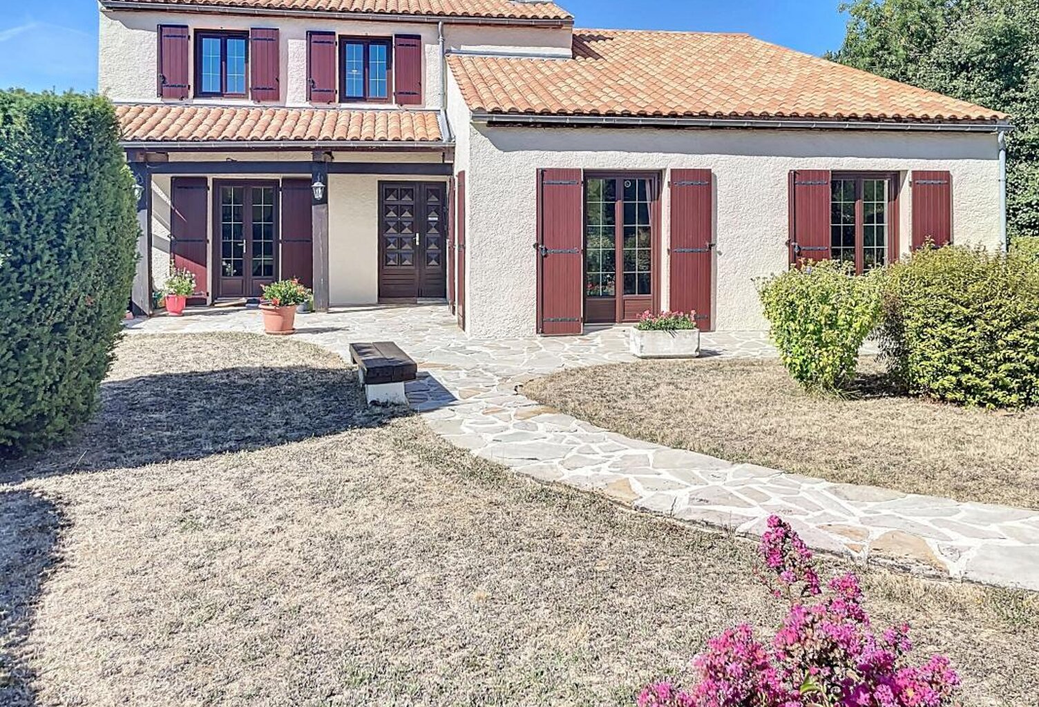 MAISON FAMILIALE A SALLES SUR MER — photo 1