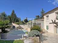 Un écrin de verdure avec piscine à deux pas du centre de Valréas — photo 4
