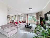 Proche centre-ville d’Antibes, bel appartement-villa d’env. 173 — photo 2