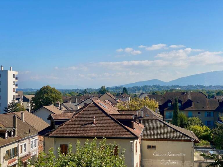 Appartement Duplex T4 - Plein centre FERNEY VOLTAIRE (01) — photo 1