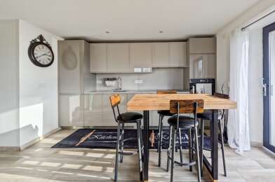 Appartement 3 pièces 249900 €