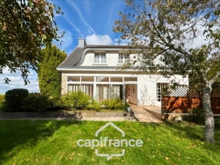 À vendre, sur la commune de Séglien, une maison familiale sur 6000 m2 de terrain — photo 1