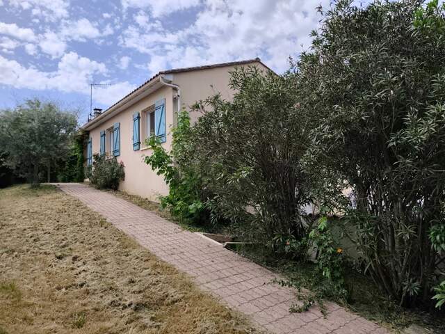 Maison à vendre 4 pièces SAINT MICHEL (16) — photo du bien
