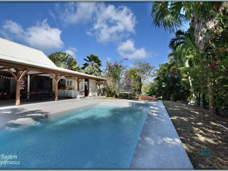LES TROIS ILETS VILLA P6 bis -165 m² Hab / - Terrain de 986 m² - Piscine - Plain pied - A Vendre Martinique (972) — photo 1