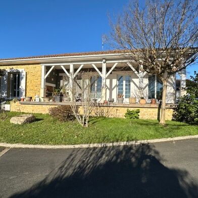 Maison 6 pièces 384300 €