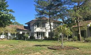 Maison 9 Pièces 305 m² à vendre à Bourg-du-Bost (24600)